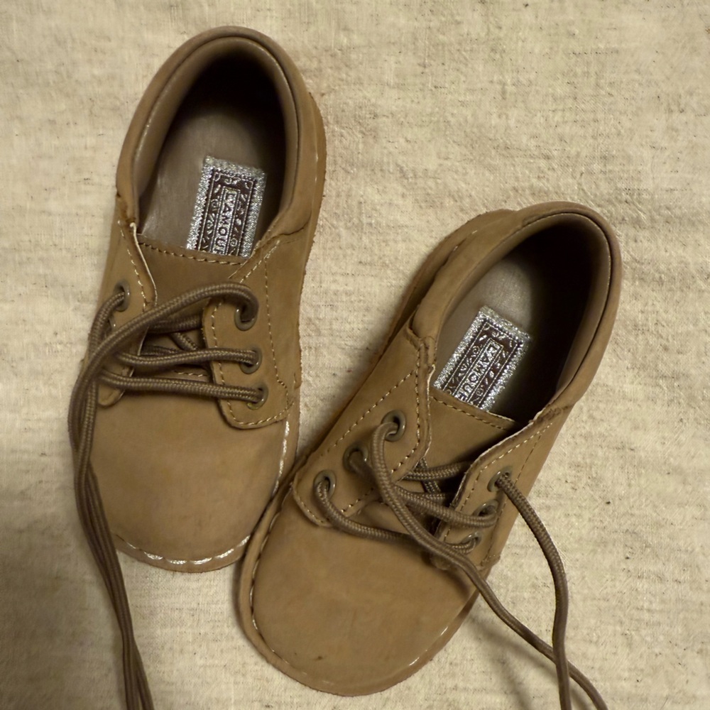 L’Amour Brown Shoes